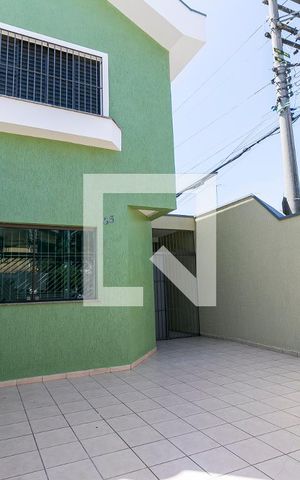 Casa à venda com 108m², 3 quartos e 2 vagasGaragem