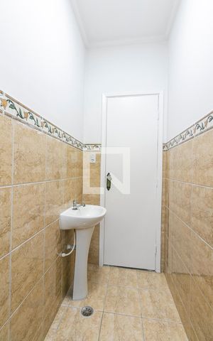 Casa à venda com 108m², 3 quartos e 2 vagasLavabo