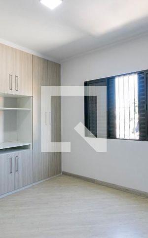Casa à venda com 108m², 3 quartos e 2 vagasSuíte