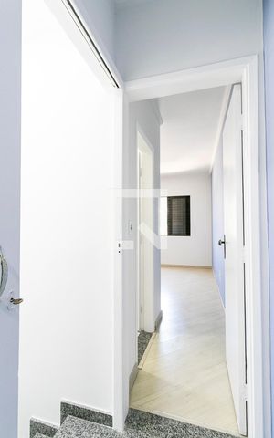 Casa à venda com 108m², 3 quartos e 2 vagasCorredor