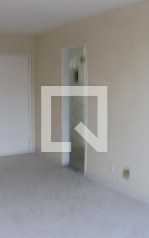 Apartamento para alugar com 71m², 2 quartos e 1 vagaSala