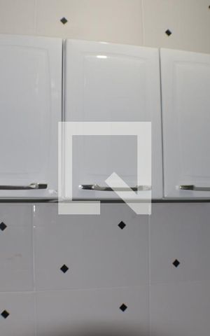 Apartamento para alugar com 71m², 2 quartos e 1 vagaÁrea de Serviço