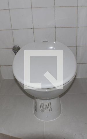Apartamento para alugar com 71m², 2 quartos e 1 vagaBanheiro de Serviço