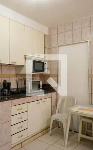 Casa de condomínio à venda com 300m², 4 quartos e 1 vaga Casa de condomínio à venda com 300m², 4 quartos e 1 vagaCozinha