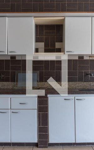 Casa à venda com 580m², 7 quartos e 5 vagas Casa à venda com 580m², 7 quartos e 5 vagasCasa 2 - Detalhe da Cozinha Gourmet