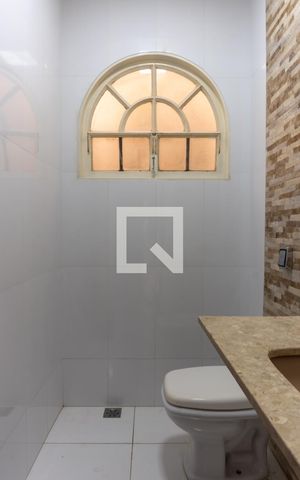 Casa à venda com 580m², 7 quartos e 5 vagas Casa à venda com 580m², 7 quartos e 5 vagasCasa 1 - Lavabo