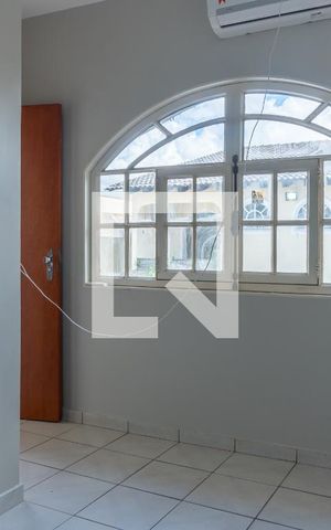 Casa à venda com 580m², 7 quartos e 5 vagas Casa à venda com 580m², 7 quartos e 5 vagasCasa 2 - Suíte 3