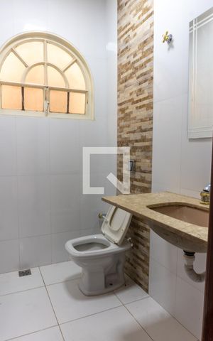 Casa à venda com 580m², 7 quartos e 5 vagas Casa à venda com 580m², 7 quartos e 5 vagasCasa 1 - Lavabo