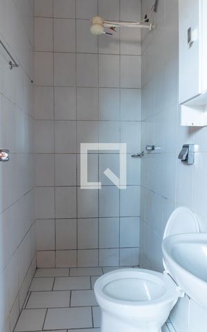 Casa à venda com 580m², 7 quartos e 5 vagas Casa à venda com 580m², 7 quartos e 5 vagasCasa 2 - Banheiro da Suíte 3