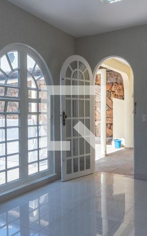 Casa à venda com 580m², 7 quartos e 5 vagas Casa à venda com 580m², 7 quartos e 5 vagasCasa 1 - Copa