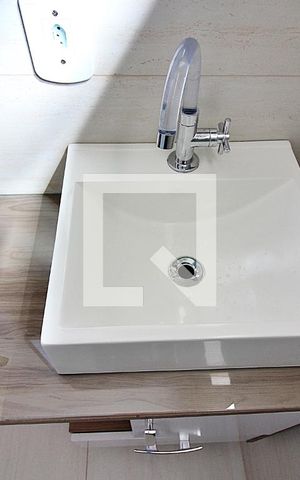 Casa de condomínio para alugar com 36m², 1 quarto e 1 vagaBanheiro Social