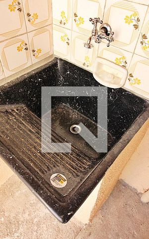 Casa de condomínio para alugar com 36m², 1 quarto e 1 vagaÁrea de Serviço