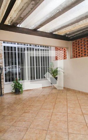 Casa à venda com 148m², 2 quartos e 2 vagasGaragem