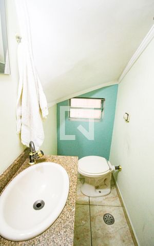 Casa à venda com 148m², 2 quartos e 2 vagasLavabo