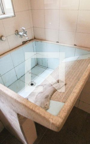 Casa à venda com 148m², 2 quartos e 2 vagasArea de serviço