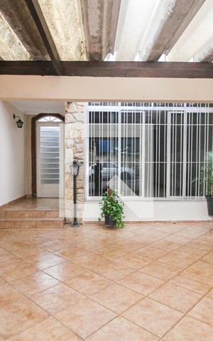 Casa à venda com 148m², 2 quartos e 2 vagasGaragem
