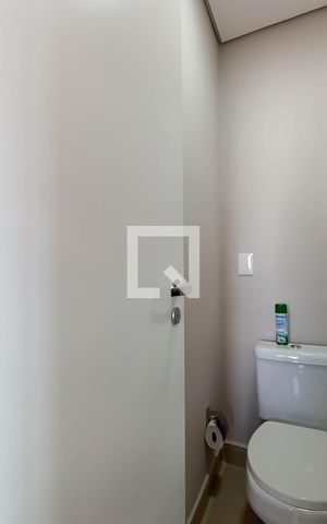 Apartamento à venda com 196m², 4 quartos e 4 vagas Apartamento à venda com 196m², 4 quartos e 4 vagasLavabo