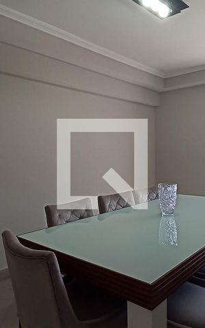Apartamento à venda com 196m², 4 quartos e 4 vagas Apartamento à venda com 196m², 4 quartos e 4 vagasSala de jantar