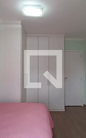 Apartamento à venda com 196m², 4 quartos e 4 vagas Apartamento à venda com 196m², 4 quartos e 4 vagasSuíte 3