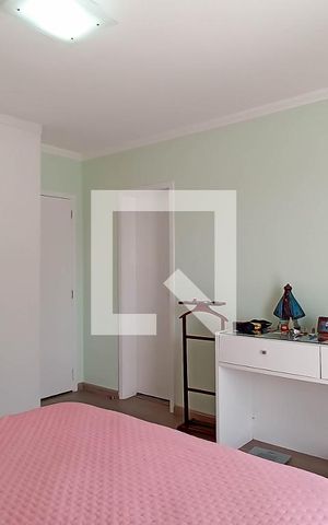 Apartamento à venda com 196m², 4 quartos e 4 vagas Apartamento à venda com 196m², 4 quartos e 4 vagasSuíte 3