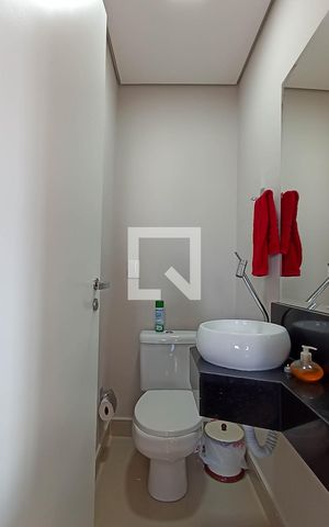 Apartamento à venda com 196m², 4 quartos e 4 vagas Apartamento à venda com 196m², 4 quartos e 4 vagasLavabo