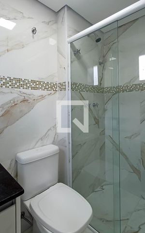 Apartamento à venda com 196m², 4 quartos e 4 vagas Apartamento à venda com 196m², 4 quartos e 4 vagasBanheiro suíte