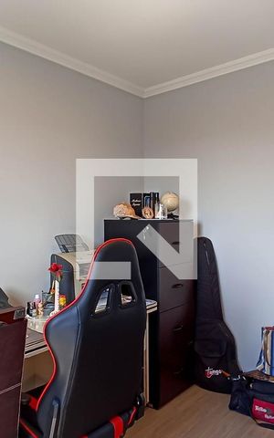 Apartamento à venda com 196m², 4 quartos e 4 vagas Apartamento à venda com 196m², 4 quartos e 4 vagasQuarto