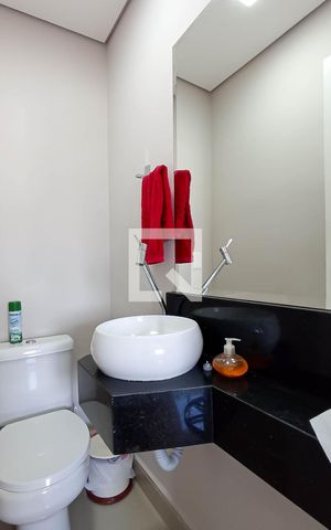 Apartamento à venda com 196m², 4 quartos e 4 vagas Apartamento à venda com 196m², 4 quartos e 4 vagasLavabo