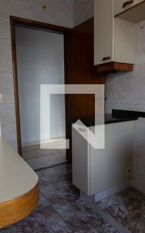 Apartamento à venda com 72m², 2 quartos e 1 vaga Apartamento à venda com 72m², 2 quartos e 1 vagaCozinha