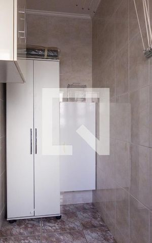 Apartamento à venda com 72m², 2 quartos e 1 vaga Apartamento à venda com 72m², 2 quartos e 1 vagaÁrea de Serviço