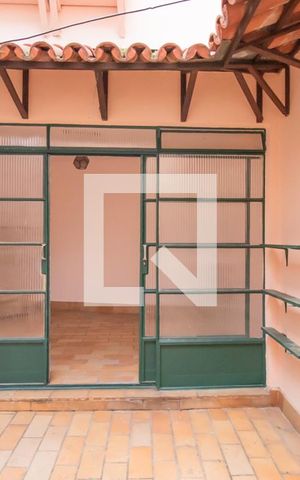 Casa à venda com 160m², 4 quartos e 2 vagas Casa à venda com 160m², 4 quartos e 2 vagasÁrea de Serviço