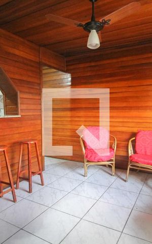 Casa para alugar com 50m², 1 quarto e sem vagasala