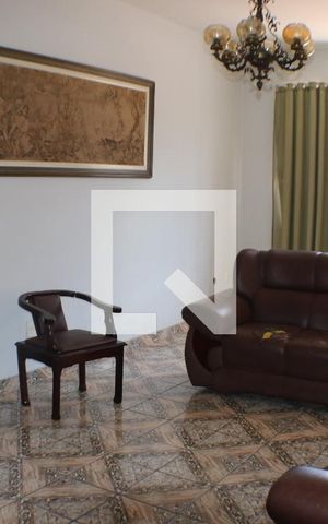 Casa à venda com 167m², 3 quartos e 5 vagasSala