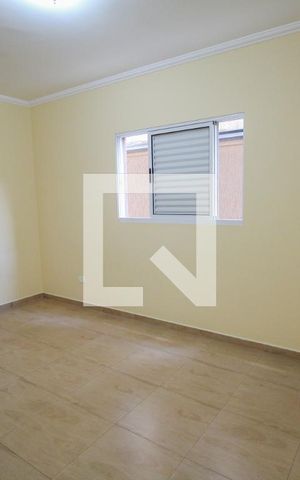 Casa à venda com 241m², 3 quartos e 5 vagas Casa à venda com 241m², 3 quartos e 5 vagasQuarto 3
