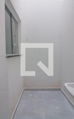 Casa à venda com 70m², 2 quartos e 1 vagaArea de serviço 