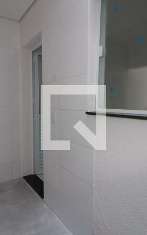 Casa à venda com 70m², 2 quartos e 1 vagaArea de serviço 