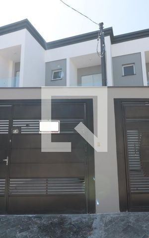 Casa à venda com 70m², 2 quartos e 1 vagaFachada