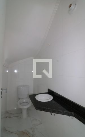 Casa à venda com 70m², 2 quartos e 1 vagaLavabo 