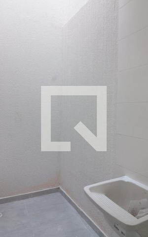 Casa à venda com 70m², 2 quartos e 1 vagaArea de serviço 