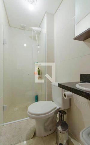 Studio à venda com 26m², 2 quartos e sem vaga Studio à venda com 26m², 2 quartos e sem vagaBanheiro