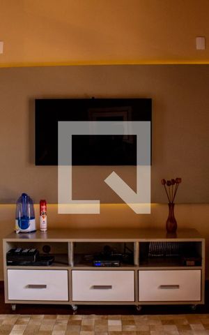 Casa à venda com 221m², 3 quartos e 5 vagas Casa à venda com 221m², 3 quartos e 5 vagasSala