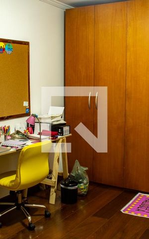 Casa à venda com 221m², 3 quartos e 5 vagas Casa à venda com 221m², 3 quartos e 5 vagasSuíte 1