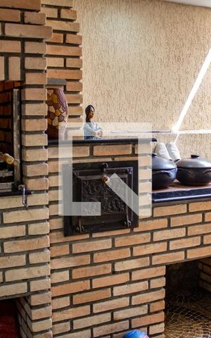 Casa à venda com 221m², 3 quartos e 5 vagas Casa à venda com 221m², 3 quartos e 5 vagasÁrea Externa