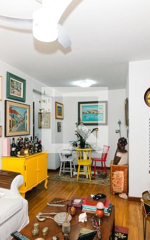 Apartamento à venda com 57m², 2 quartos e 1 vaga Apartamento à venda com 57m², 2 quartos e 1 vagaSala