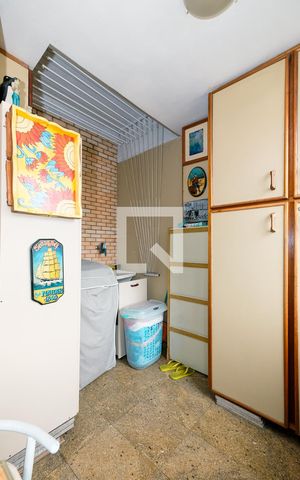 Apartamento à venda com 57m², 2 quartos e 1 vaga Apartamento à venda com 57m², 2 quartos e 1 vagaÁrea de Serviço