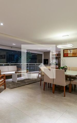 Apartamento para alugar com 177m², 3 quartos e 3 vagasSala