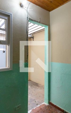 Casa para alugar com 65m², 2 quartos e sem vaga Casa para alugar com 65m², 2 quartos e sem vagaQuarto de Serviço