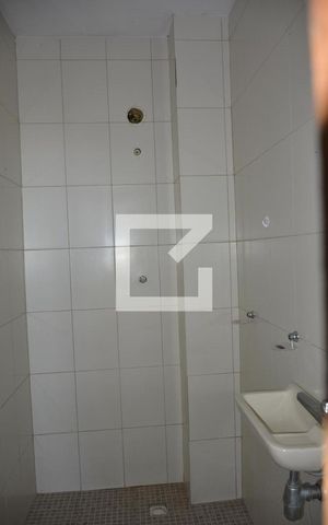 Casa para alugar com 350m², 5 quartos e 3 vagasBanheiro de Serviço
