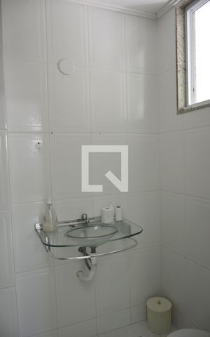 Casa para alugar com 350m², 5 quartos e 3 vagasBanheiro Social