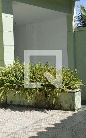 Casa para alugar com 350m², 5 quartos e 3 vagasEntrada